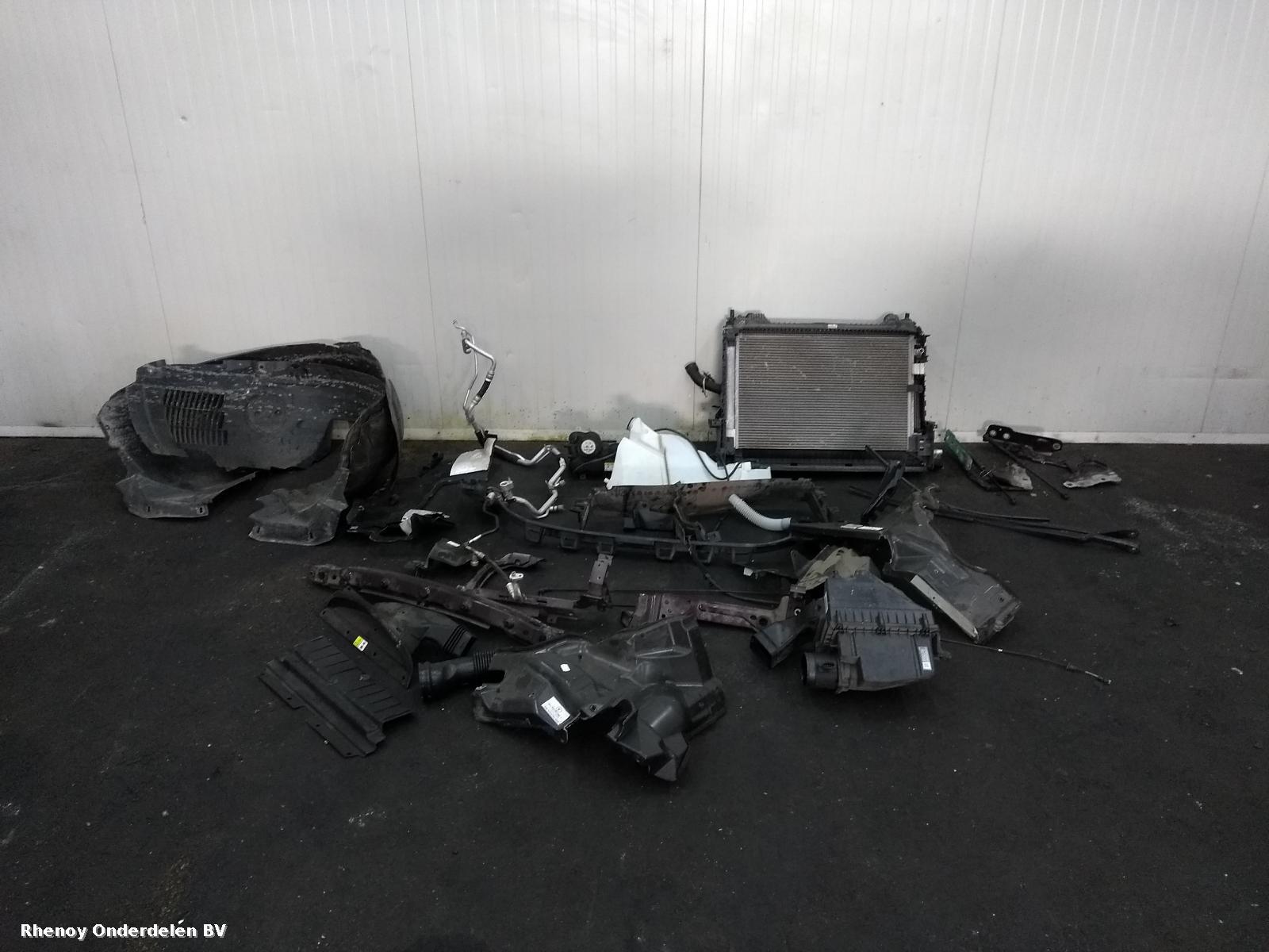 View Auto part VOORKOP COMPLEET JAGUAR XF 2017