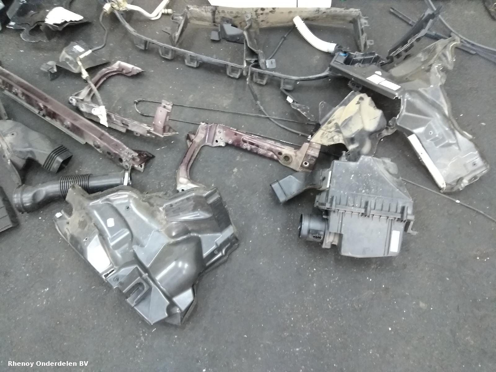 View Auto part VOORKOP COMPLEET JAGUAR XF 2017