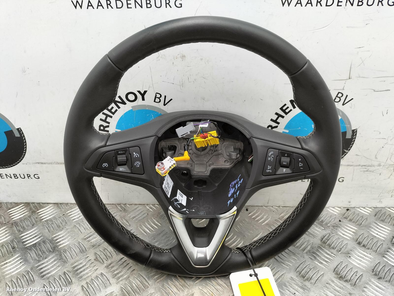Bekijk Auto-onderdeel STUURWIEL OPEL / VAUXHALL ASTRA 2020