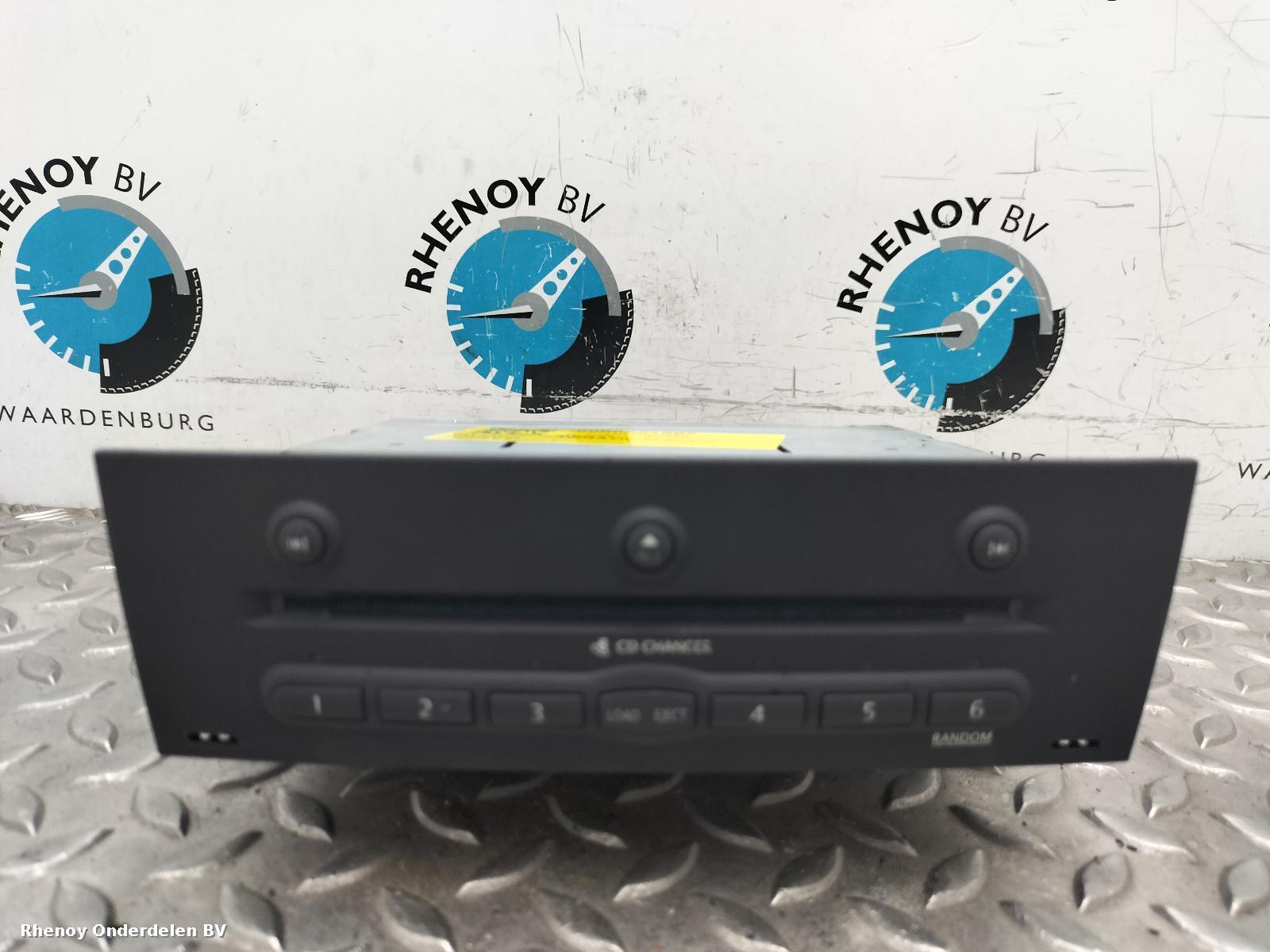 Bekijk Auto-onderdeel CD / DVD / NAVIGATIE SPELER RENAULT MEGANE 2006