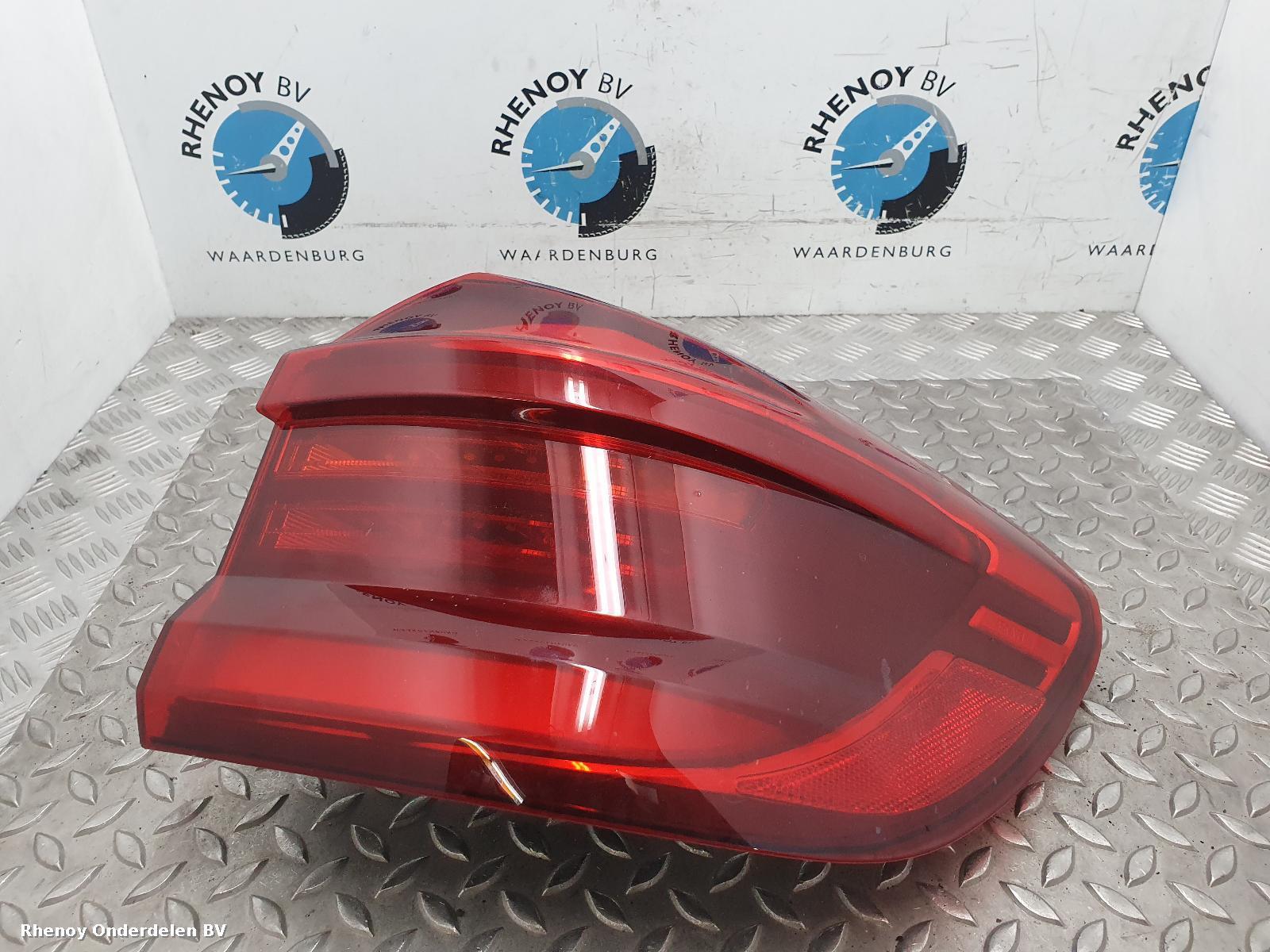 Bekijk Auto-onderdeel ACHTERLICHT R BMW X3 2020