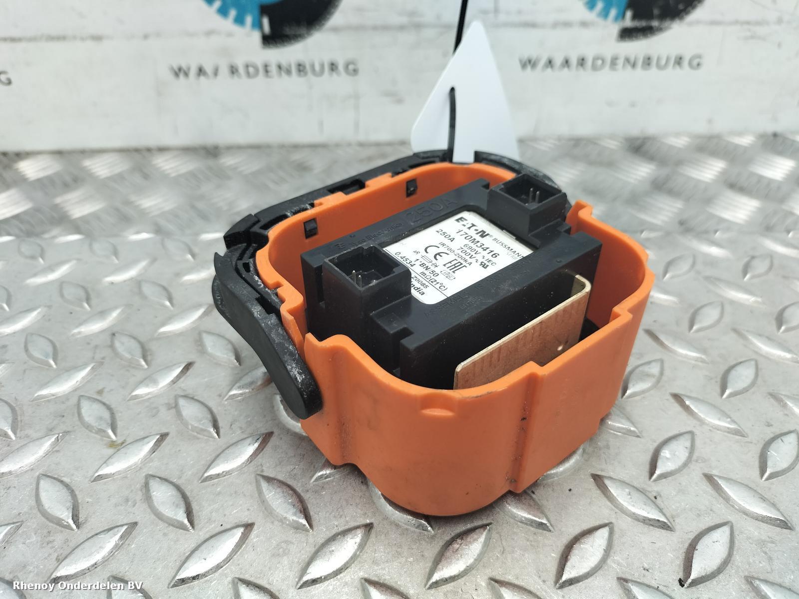 Bekijk Auto-onderdeel EV / HYBRIDE SERVICE PLUG LAND ROVER RANGE ROVER SPORT 2017