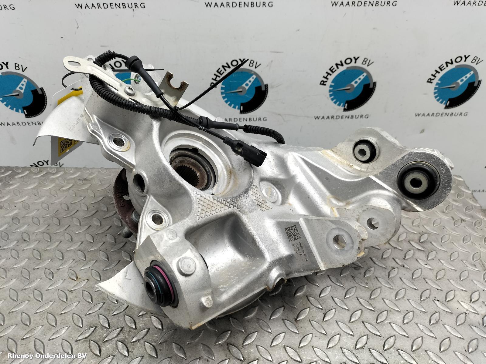 View Auto part LR Hub/Stub Axle Assembly LAND ROVER RANGE ROVER VELAR 2019