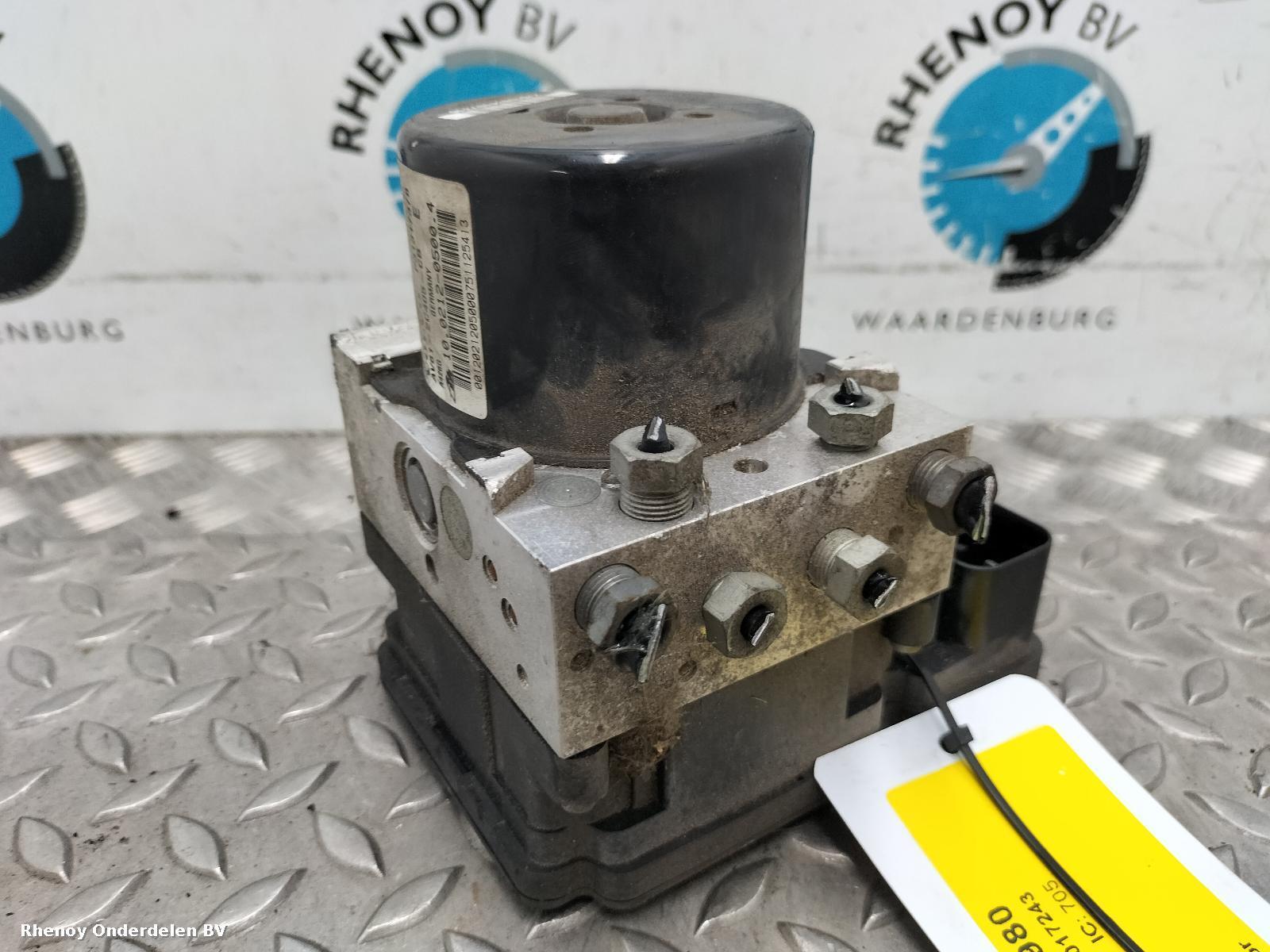 Bekijk Auto-onderdeel ABS POMP  VOLVO V50 2011