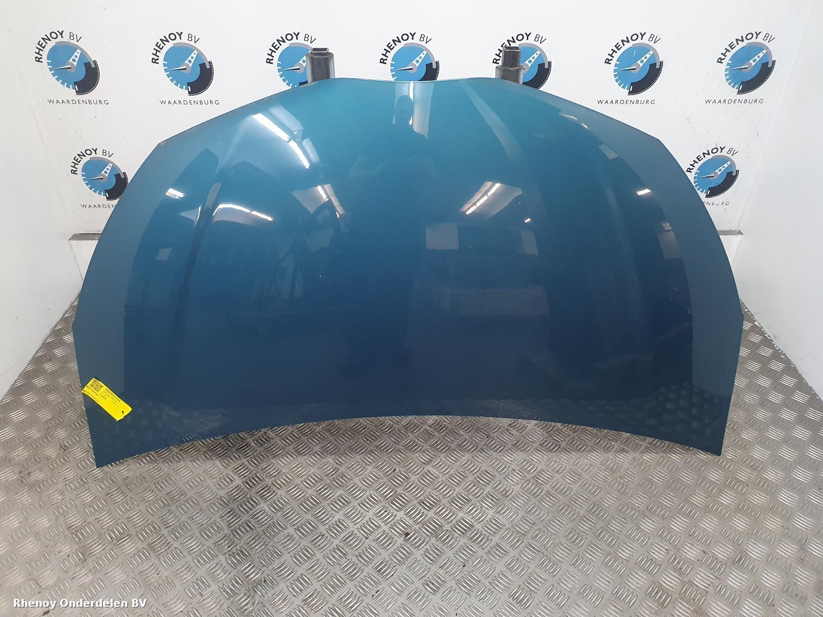 Bekijk Auto-onderdeel MOTORKAP TOYOTA YARIS 2012