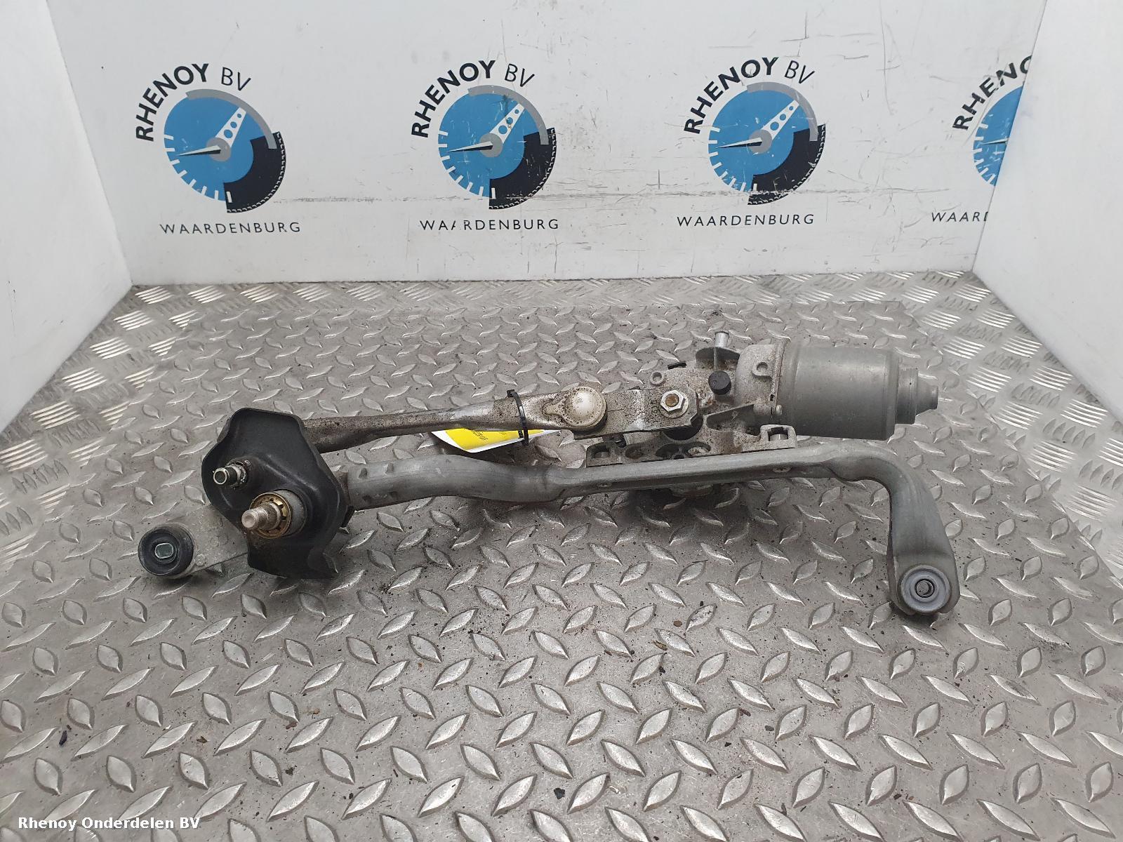 Bekijk Auto-onderdeel RUITENWISSERMOTOR VOOR TOYOTA YARIS 2012