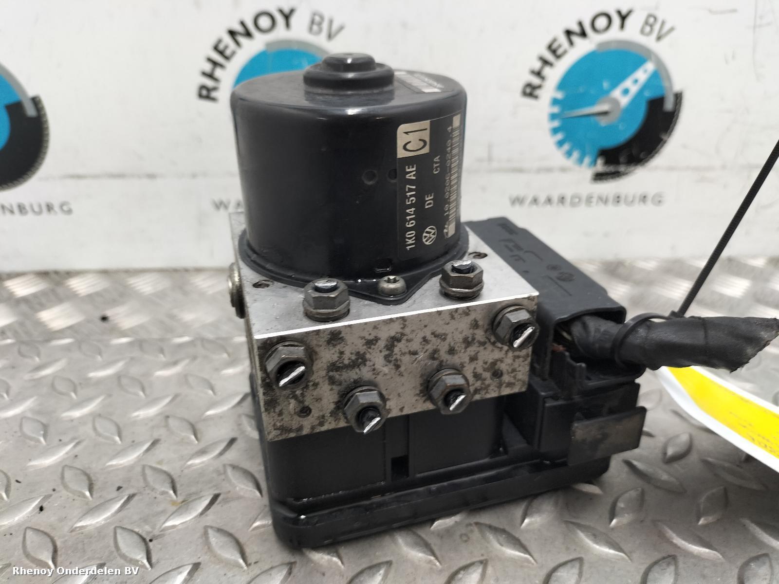 Bekijk Auto-onderdeel ABS POMP  AUDI A3 2008