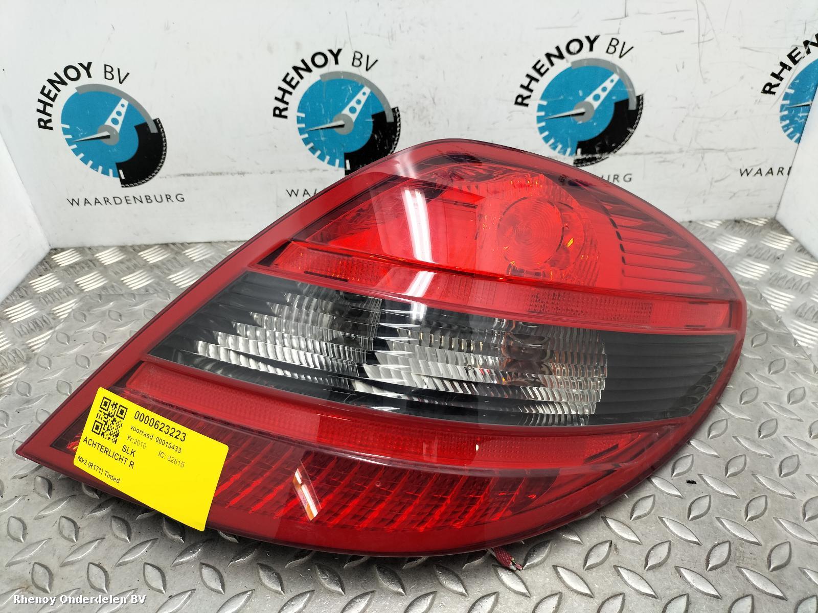 Bekijk Auto-onderdeel ACHTERLICHT R MERCEDES SLK 2010