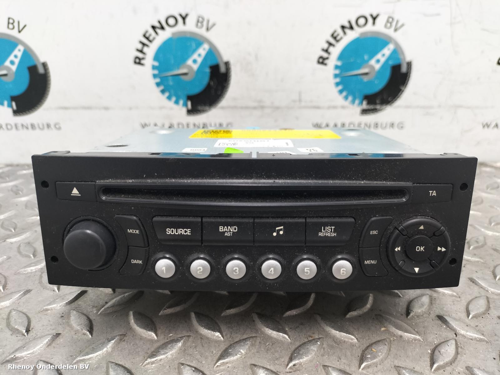 Bekijk Auto-onderdeel RADIO CITROEN C3 PICASSO 2012