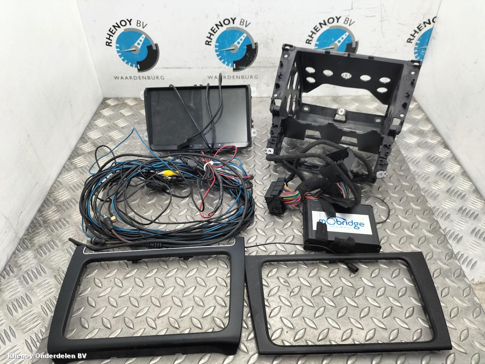 Bekijk Auto-onderdeel RADIO VOLKSWAGEN POLO 2011
