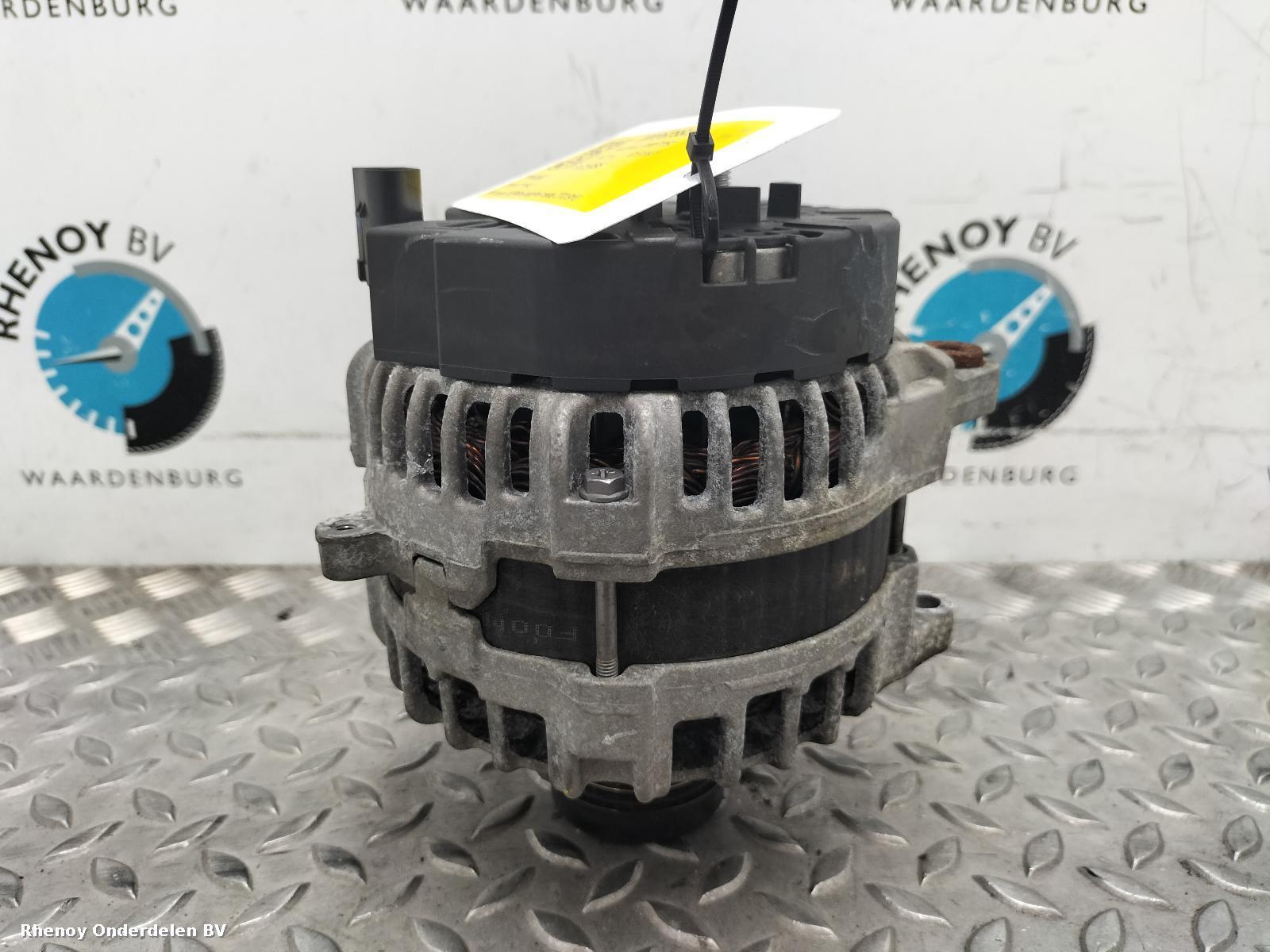 Bekijk Auto-onderdeel DYNAMO MERCEDES B CLASS 2014