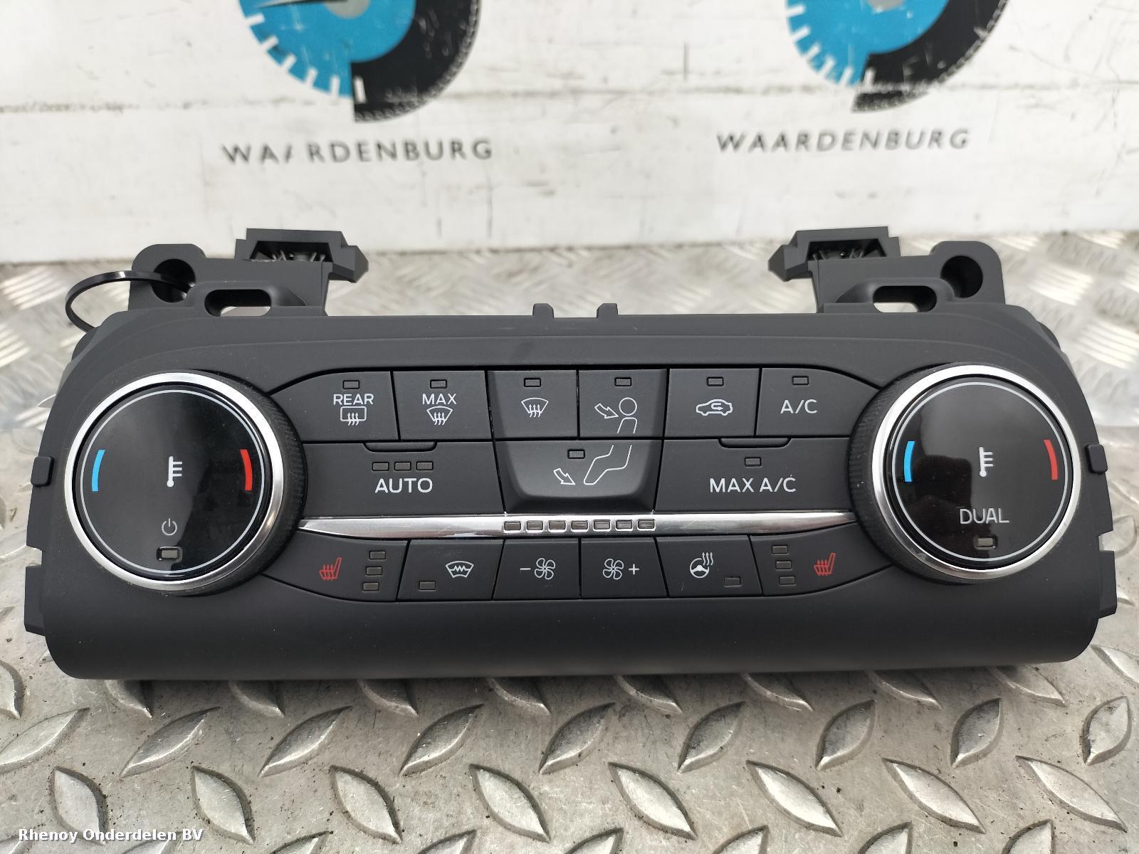 Bekijk Auto-onderdeel KACHEL BEDIENINGSPANEEL FORD KUGA 2022