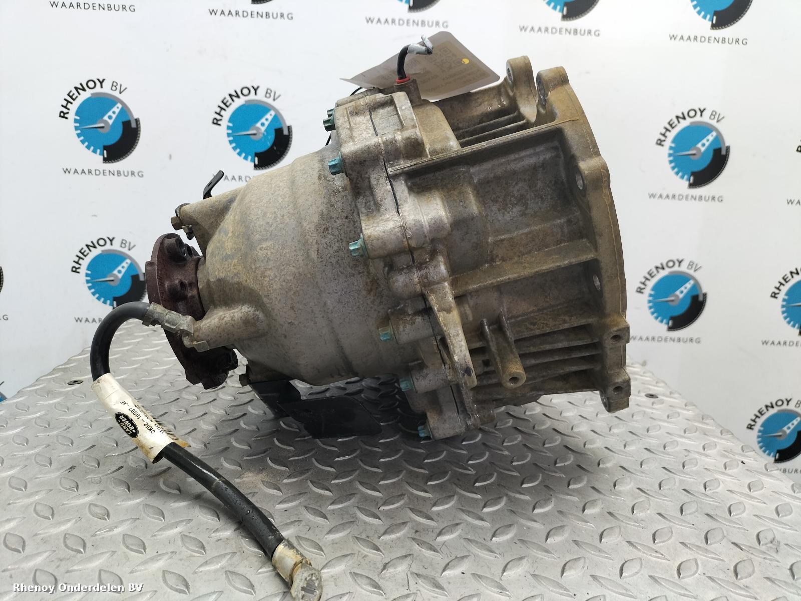 View Auto part TUSSENBAK LAND ROVER RANGE ROVER SPORT 2016