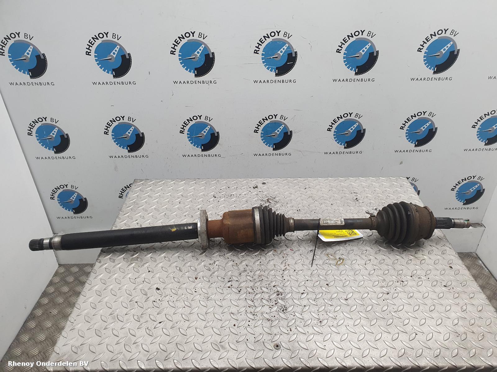 Bekijk Auto-onderdeel AANDRIJFAS R OPEL / VAUXHALL MOKKA 2015
