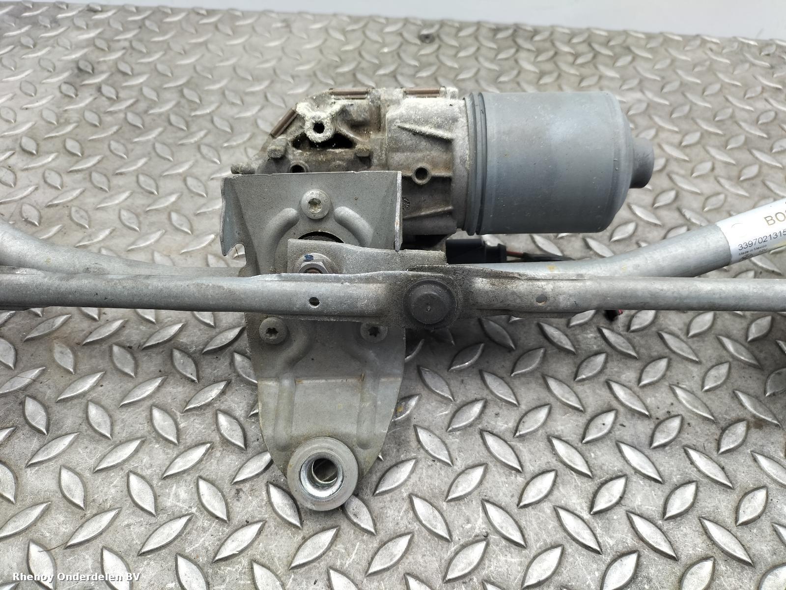 View Auto part RUITENWISSERMOTOR VOOR BMW X3 2012