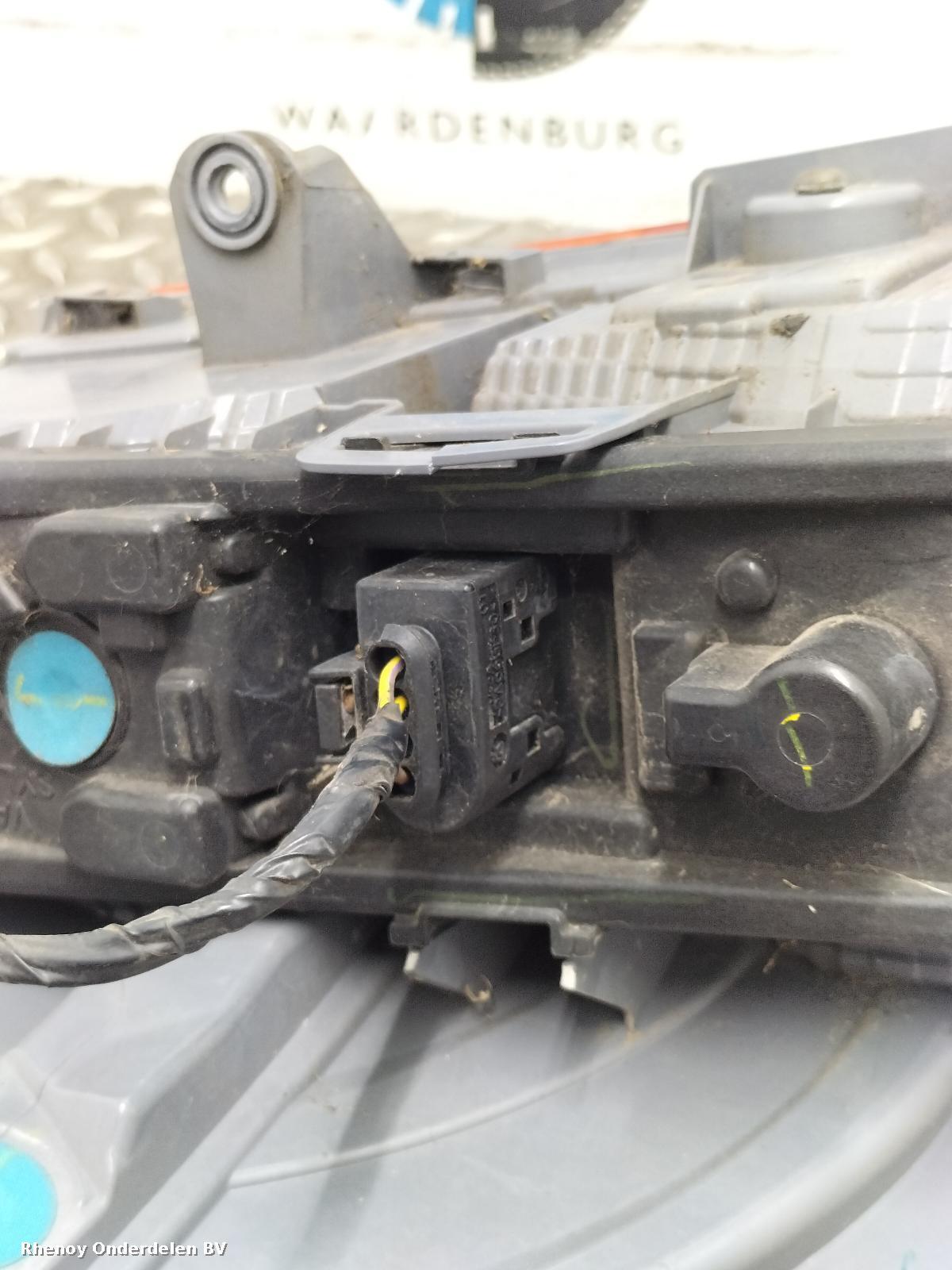 2012 BMW X3 ACHTERLICHT R View Auto part ACHTERLICHT R BMW X3 2012
