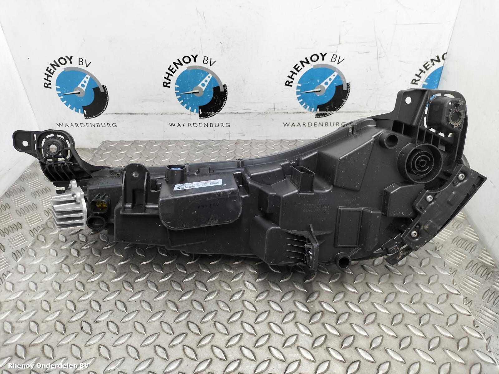 View Auto part KOPLAMP L LYNK AND CO 01 2023