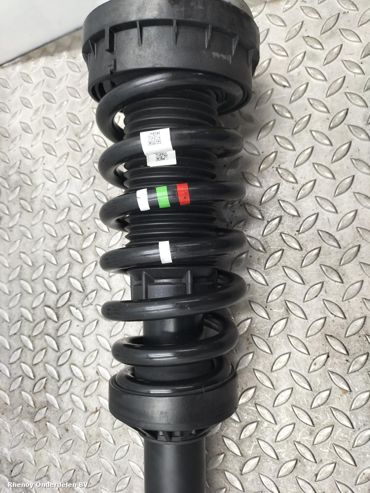 View Auto part RF Strut JAGUAR I-PACE 2022