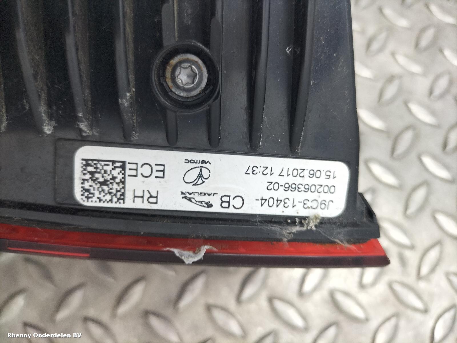 View Auto part ACHTERLICHT R JAGUAR E PACE 2017