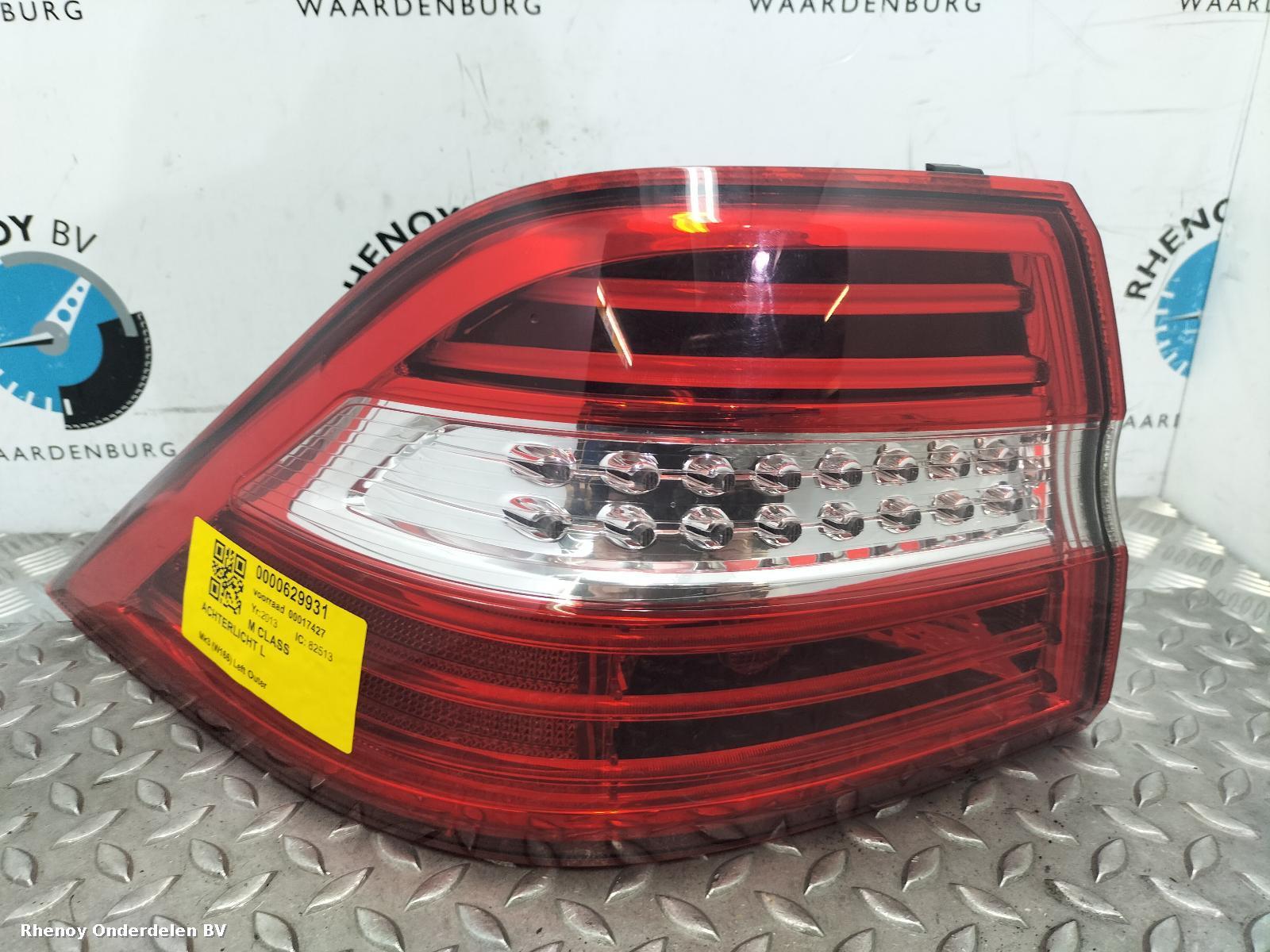 Bekijk Auto-onderdeel ACHTERLICHT L MERCEDES M CLASS 2013