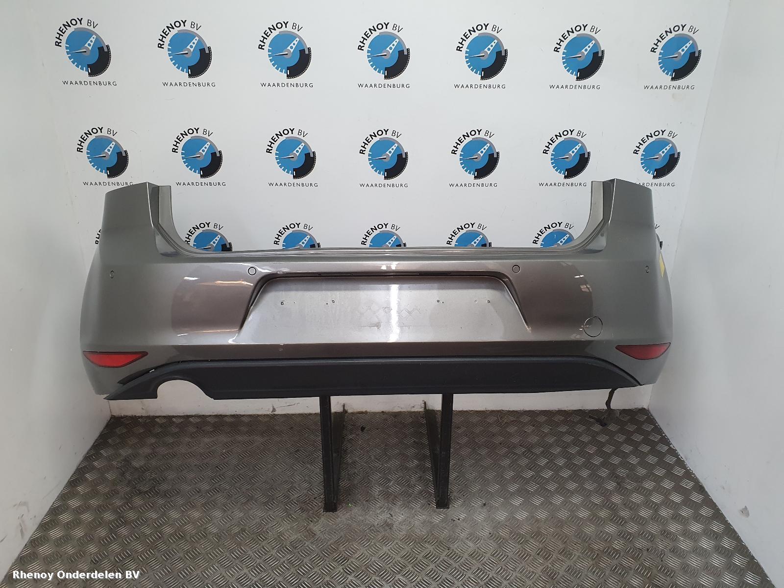 Bekijk Auto-onderdeel BUMPER ACHTER VOLKSWAGEN GOLF 2015