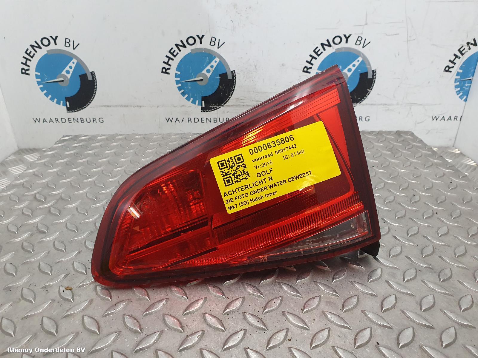 Bekijk Auto-onderdeel ACHTERLICHT R VOLKSWAGEN GOLF 2015