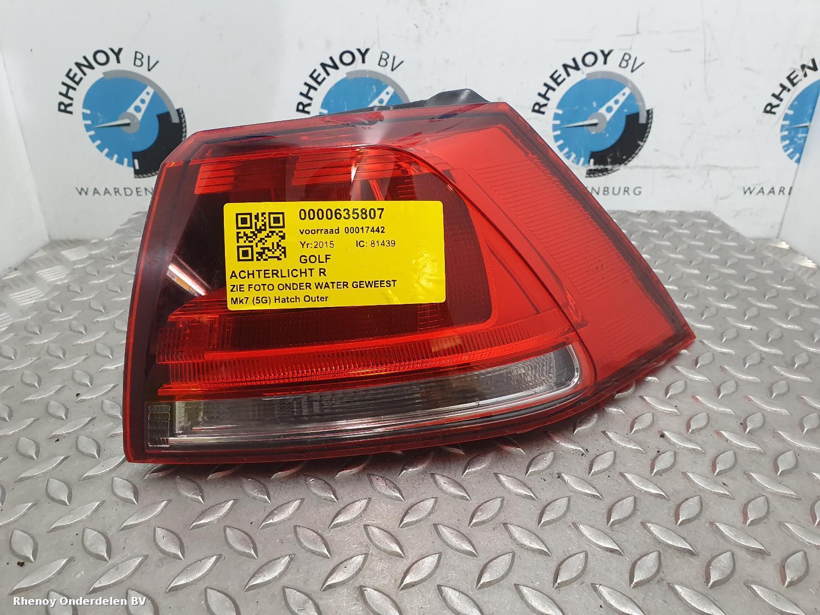 Bekijk Auto-onderdeel ACHTERLICHT R VOLKSWAGEN GOLF 2015