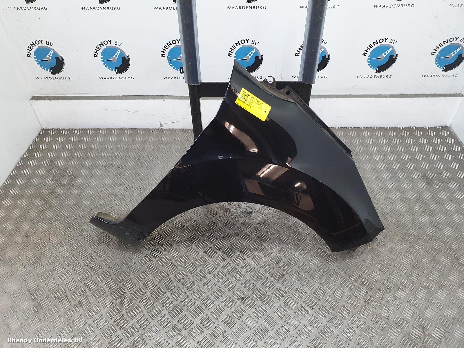 Bekijk Auto-onderdeel VOORSCHERM R FORD FIESTA 2012