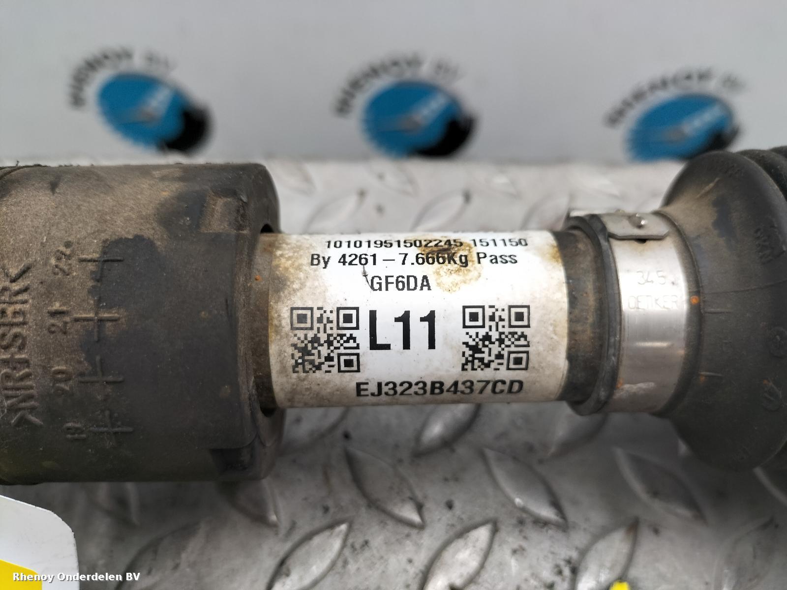 View Auto part AANDRIJFAS L LAND ROVER DISCOVERY SPORT 2019
