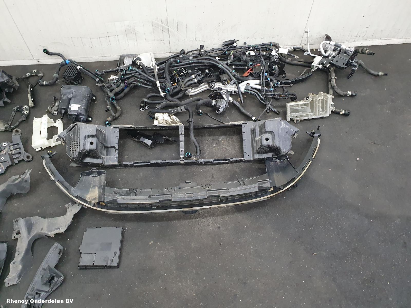 View Auto part VOORKOP COMPLEET LAND ROVER DISCOVERY SPORT 2019