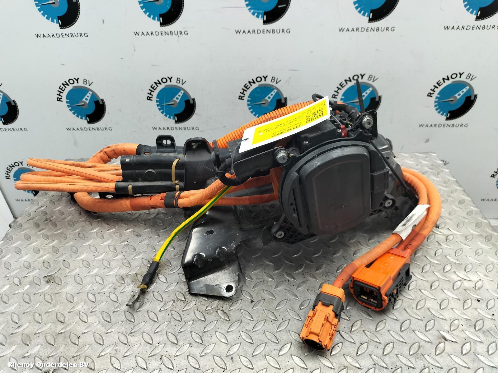 Bekijk Auto-onderdeel EV_HIGH_VOLTAGE_BOX_CONNECTOR LAND ROVER DISCOVERY SPORT 2019