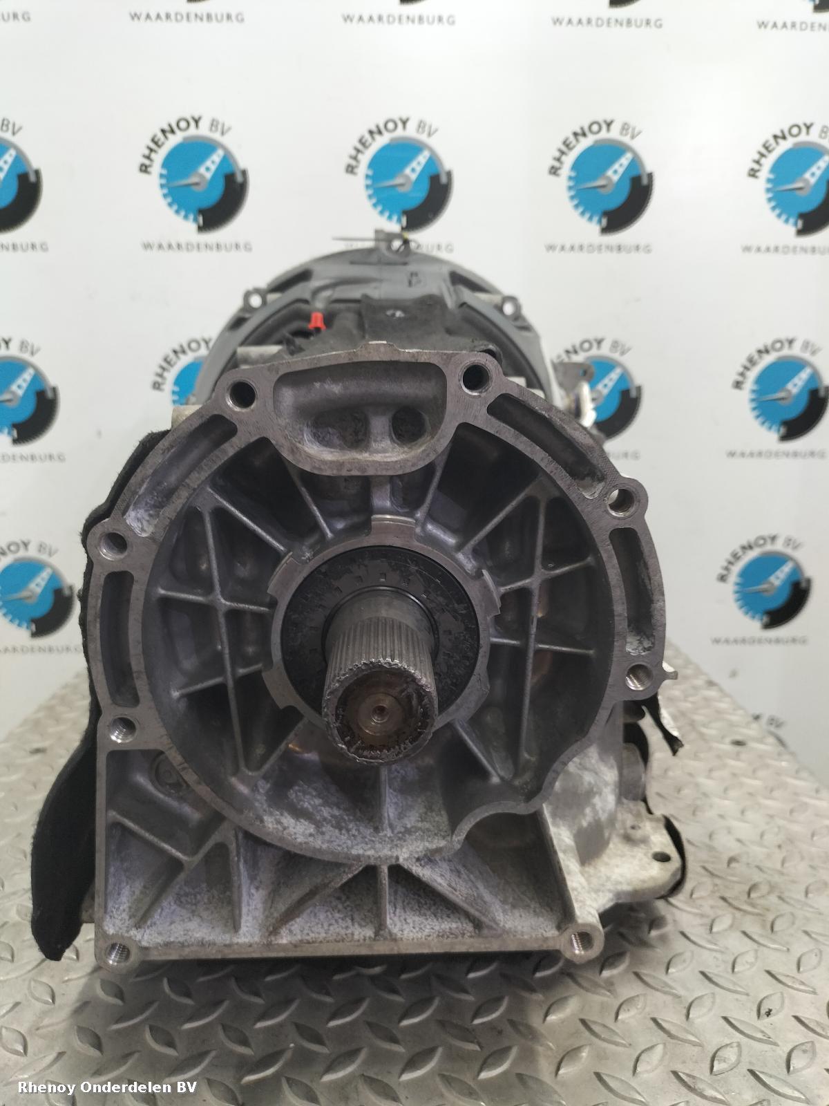 View Auto part TRANSMISSIE / VERSNELLINGSBAK LAND ROVER DISCOVERY 2018
