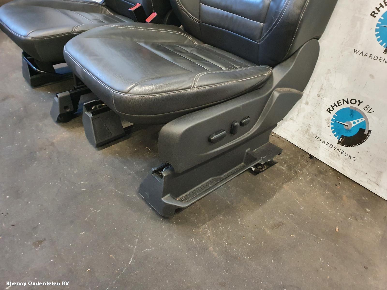 2015 FORD FOCUS C MAX INTERIEUR COMPLEET View Auto part INTERIEUR COMPLEET FORD FOCUS C MAX 2015