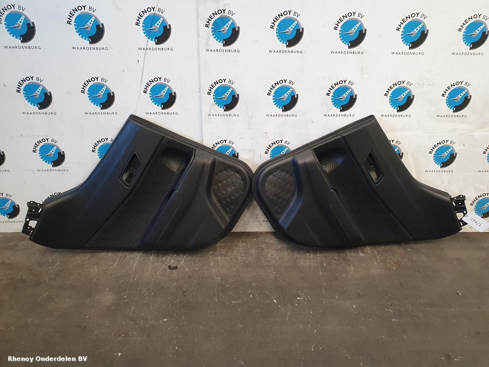 View Auto part INTERIEUR COMPLEET TOYOTA C-HR 2018