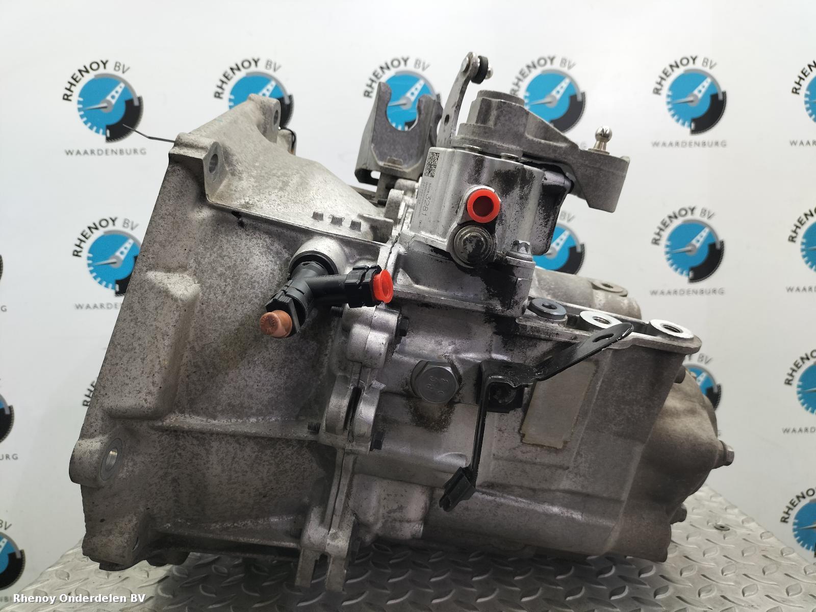 View Auto part TRANSMISSIE / VERSNELLINGSBAK OPEL / VAUXHALL CORSA 2017