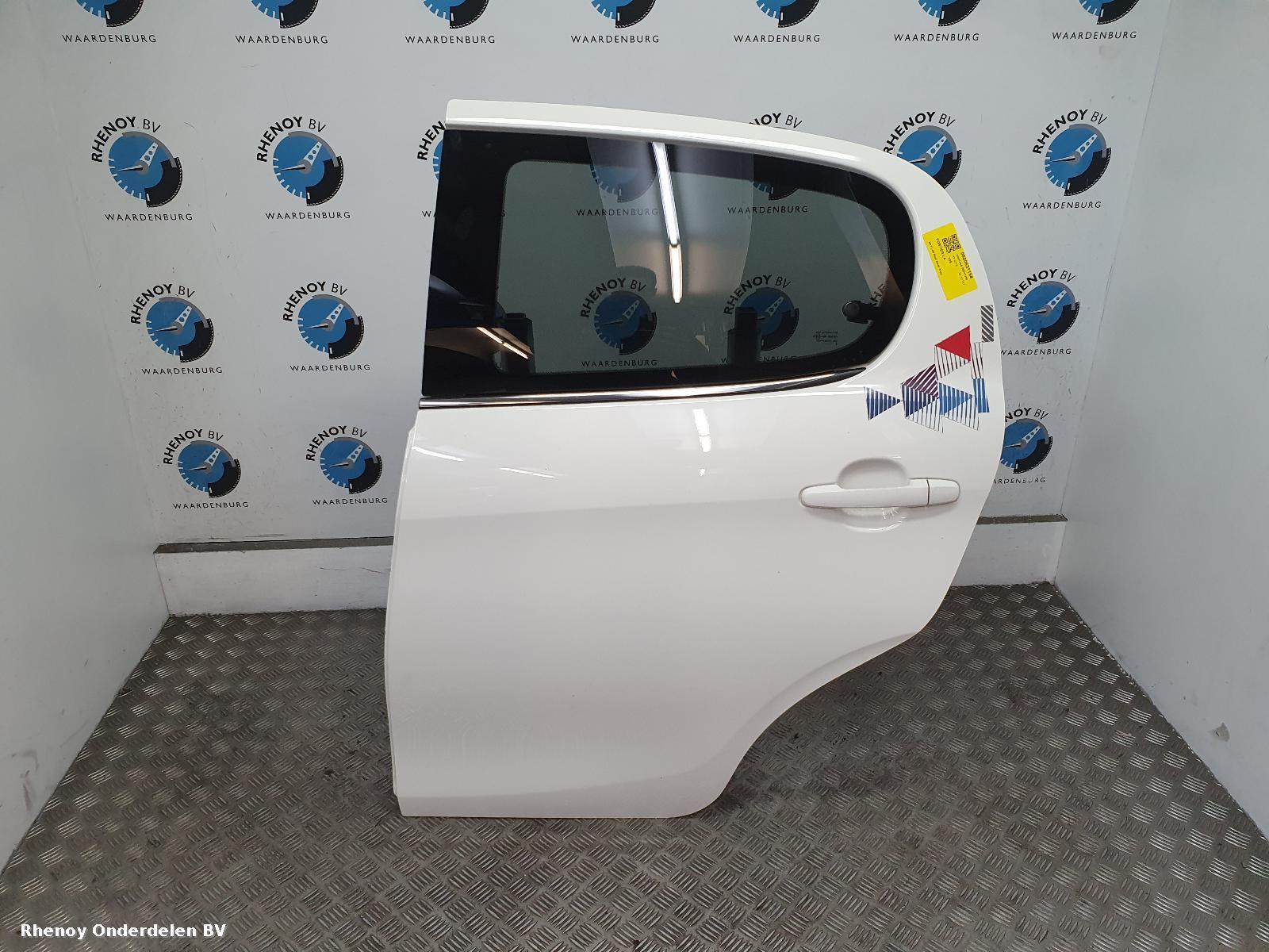 Bekijk Auto-onderdeel PORTIER LA  PEUGEOT 108 2016