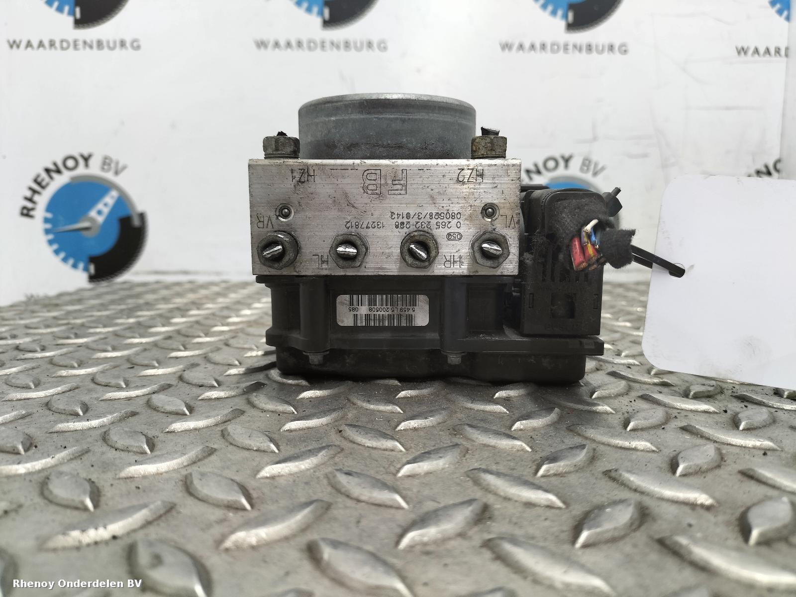 Bekijk Auto-onderdeel ABS POMP  OPEL / VAUXHALL CORSA 2008