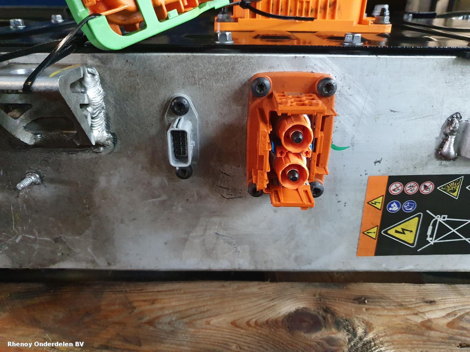 View Auto part EV / HYBRIDE ACCU / BATTERIJ (HOOG VOLTAGE) RENAULT CLIO 2023