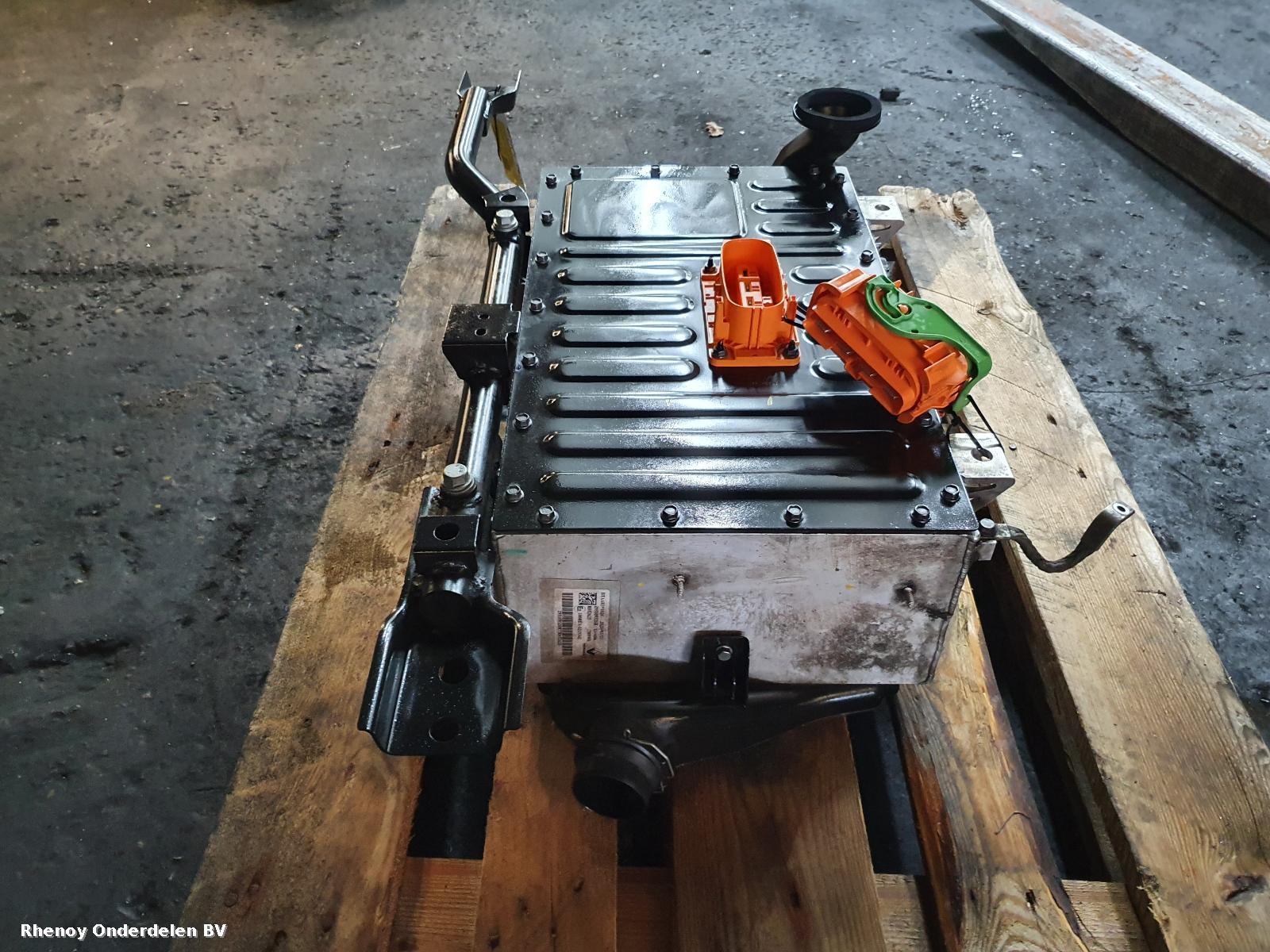 View Auto part EV / HYBRIDE ACCU / BATTERIJ (HOOG VOLTAGE) RENAULT CLIO 2023