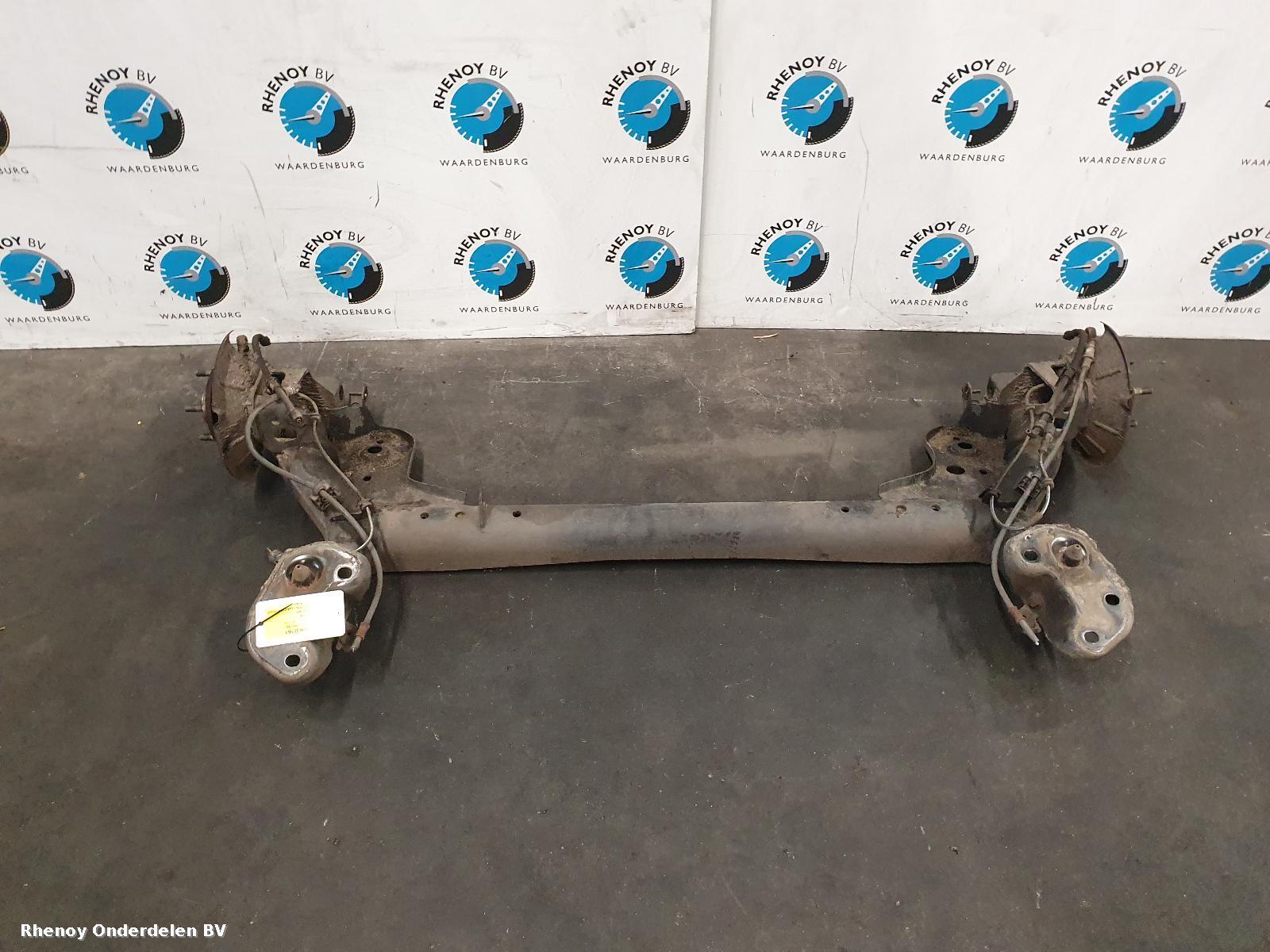 Bekijk Auto-onderdeel STARRE ACHTER AS FORD FIESTA 2014