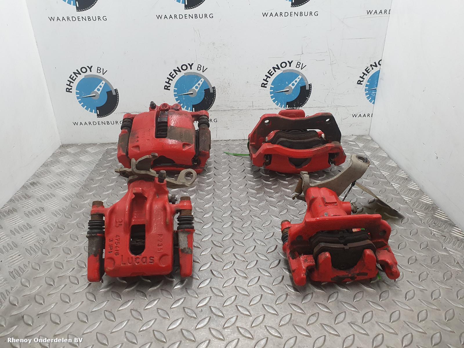 Bekijk Auto-onderdeel REM SET FORD FIESTA 2014