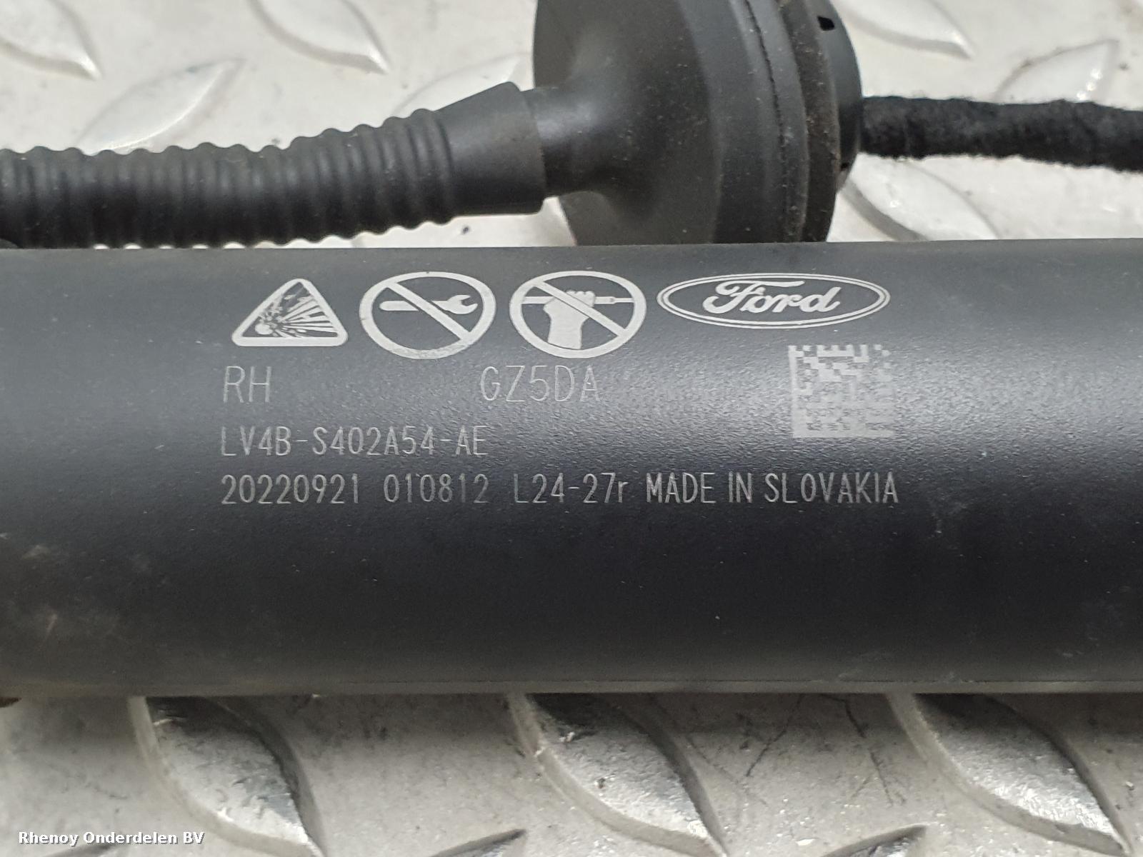 View Auto part ACHTERKLEP GASVEER / ELEKTRISCHE SPINDEL FORD KUGA 2022