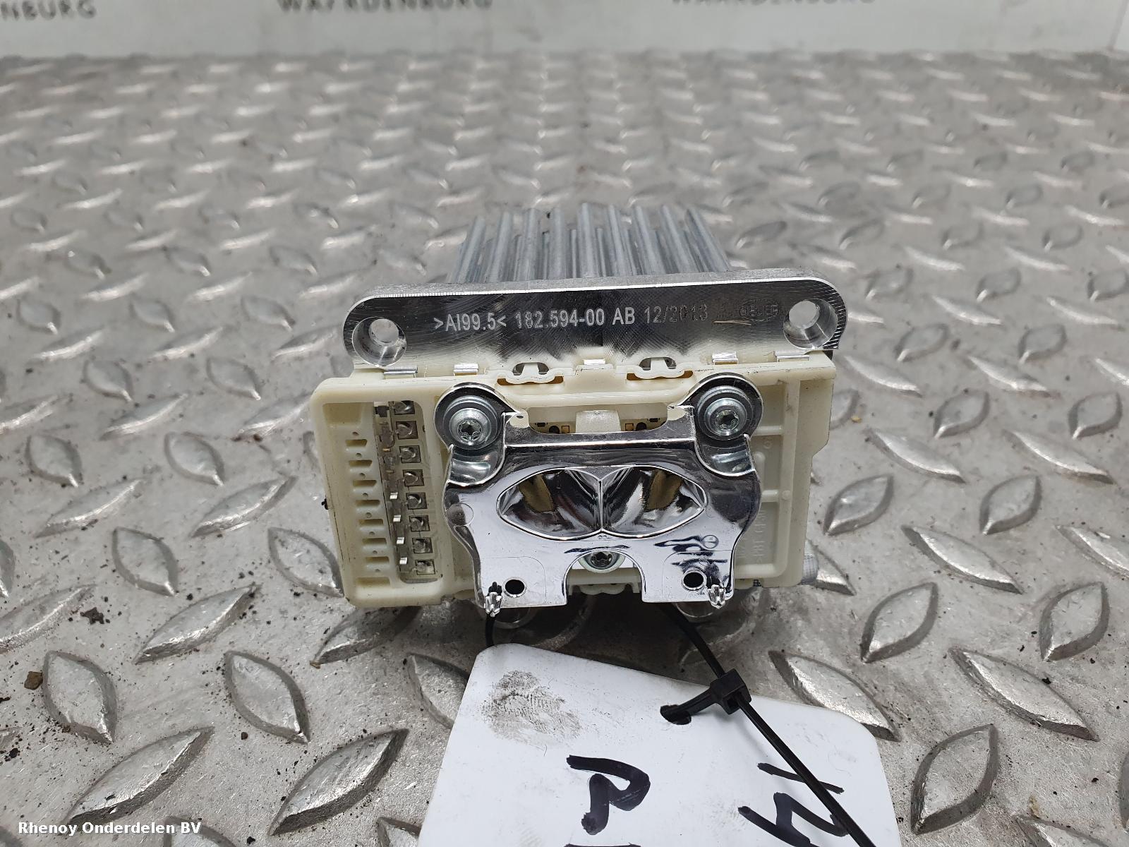 View Auto part DAGRIJVERLICHTING R MERCEDES E CLASS 2013