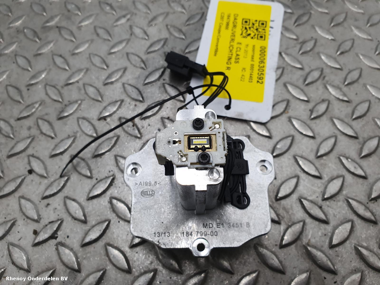 Bekijk Auto-onderdeel DAGRIJVERLICHTING R MERCEDES E CLASS 2013