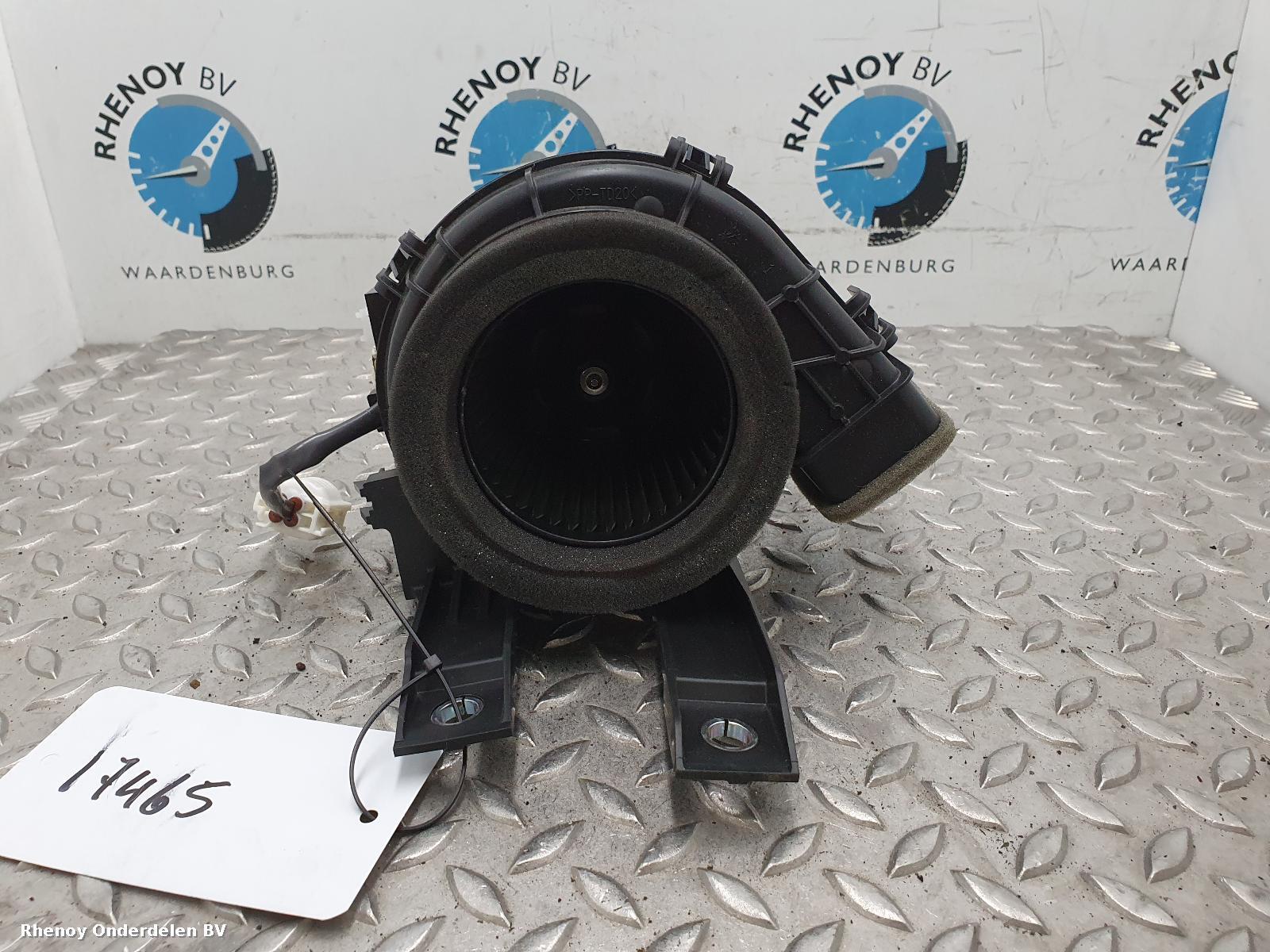 View Auto part EV / HYBRIDE BATTERIJ VENTILATOR TOYOTA C-HR 2018