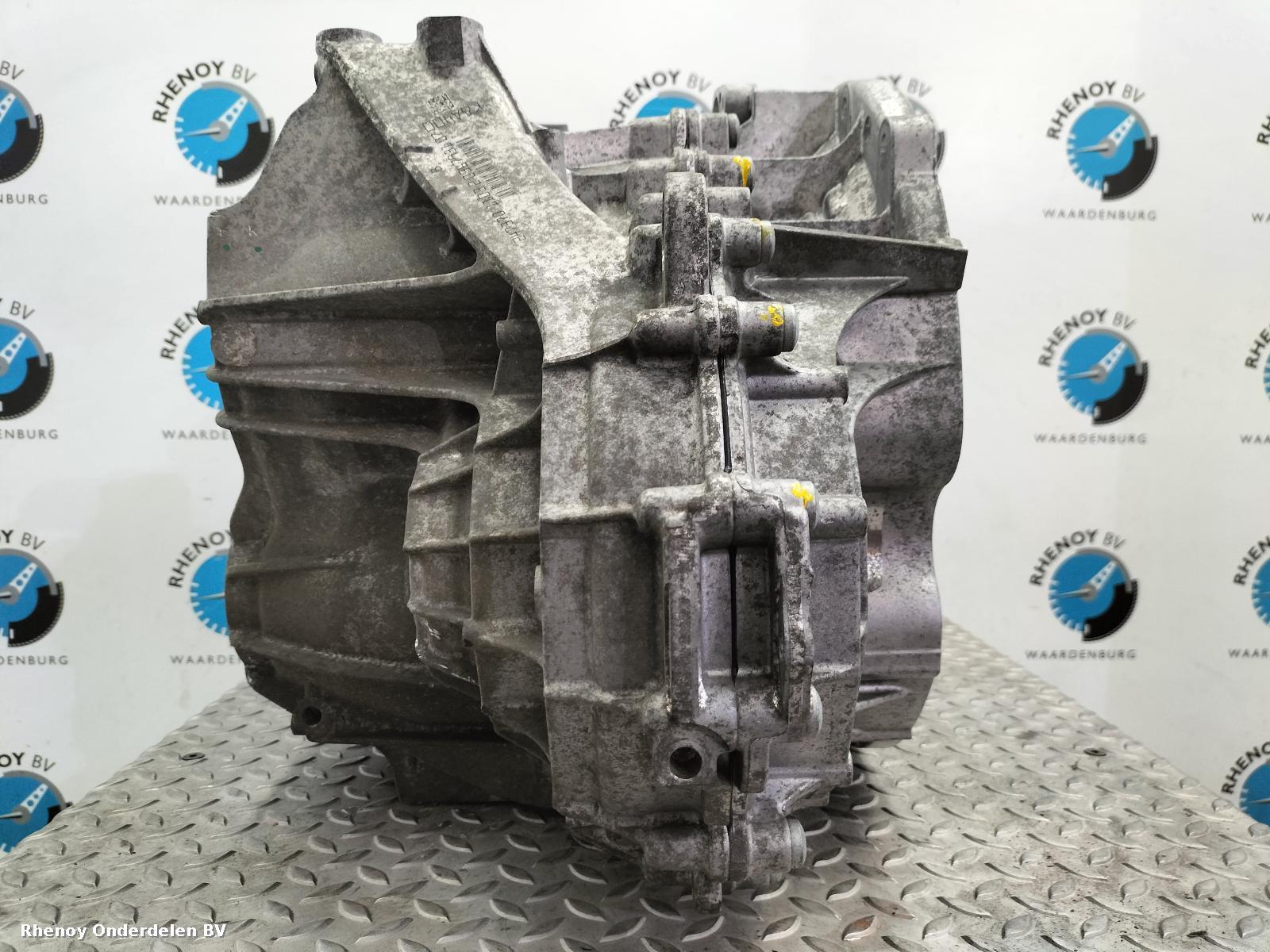 View Auto part TRANSMISSIE / VERSNELLINGSBAK MERCEDES A CLASS 2021