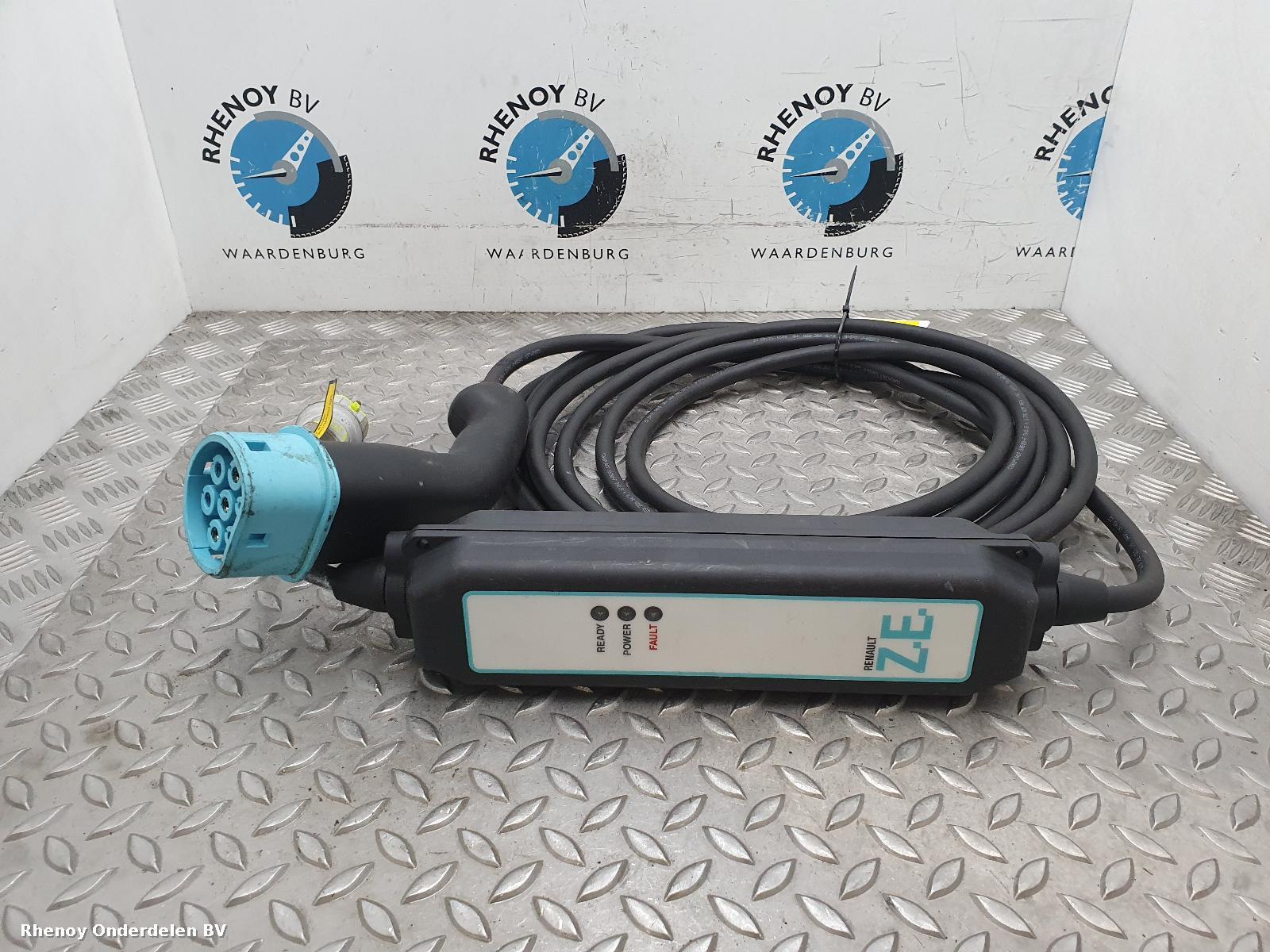 View Auto part EV / HYBRIDE BATTERIJ OPLADER RENAULT ZOE 2017