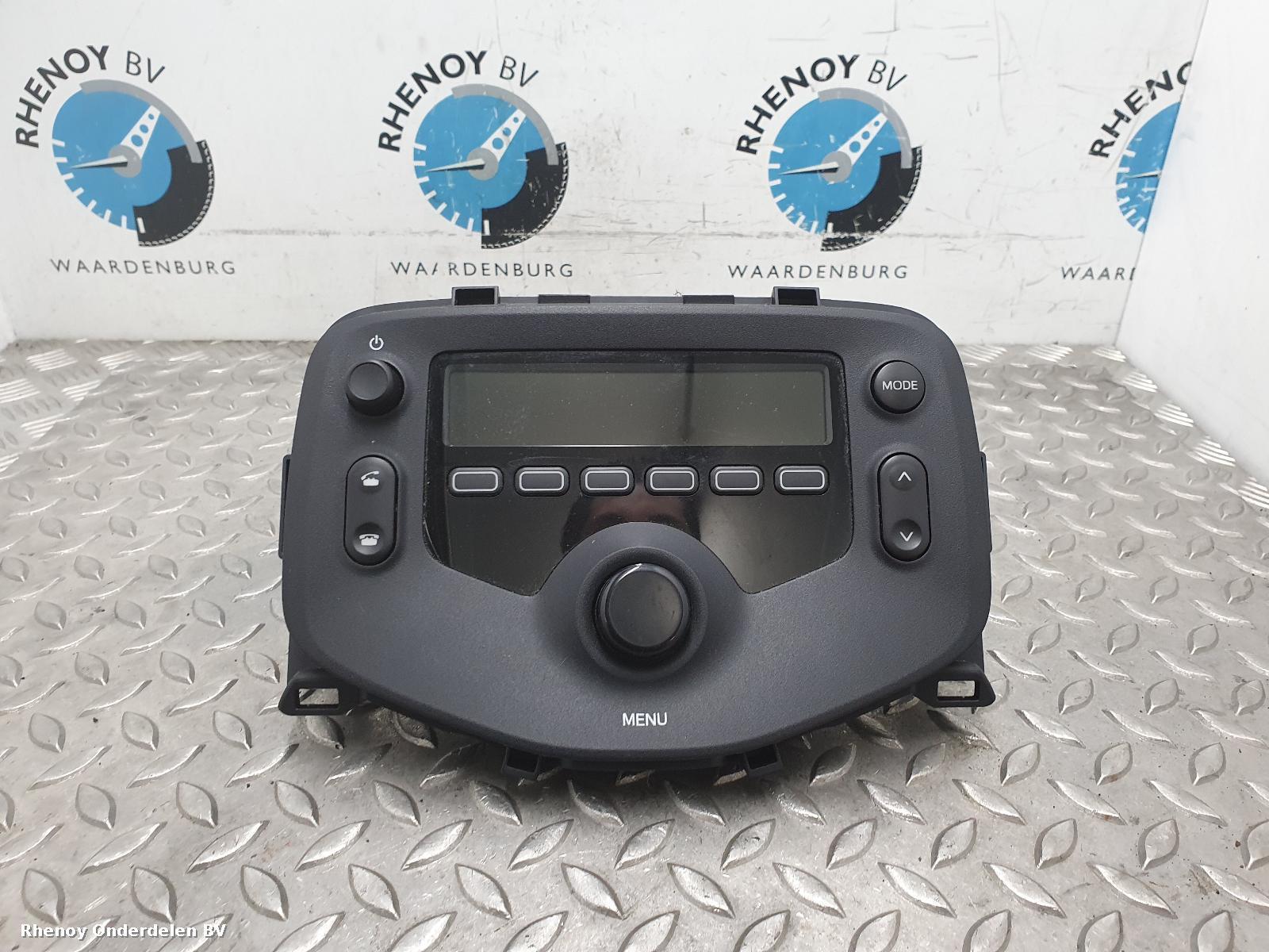 View Auto part A/V Equipment PEUGEOT 108 2016