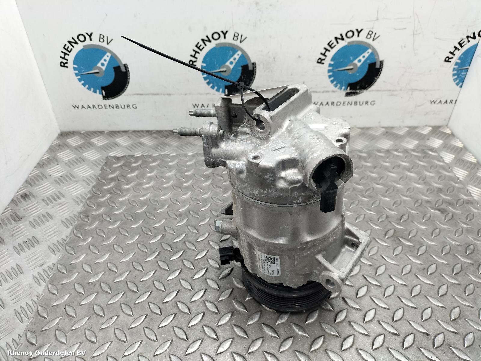 Bekijk Auto-onderdeel AIRCO COMPRESSOR / AIRCOPOMP FORD KUGA 2022