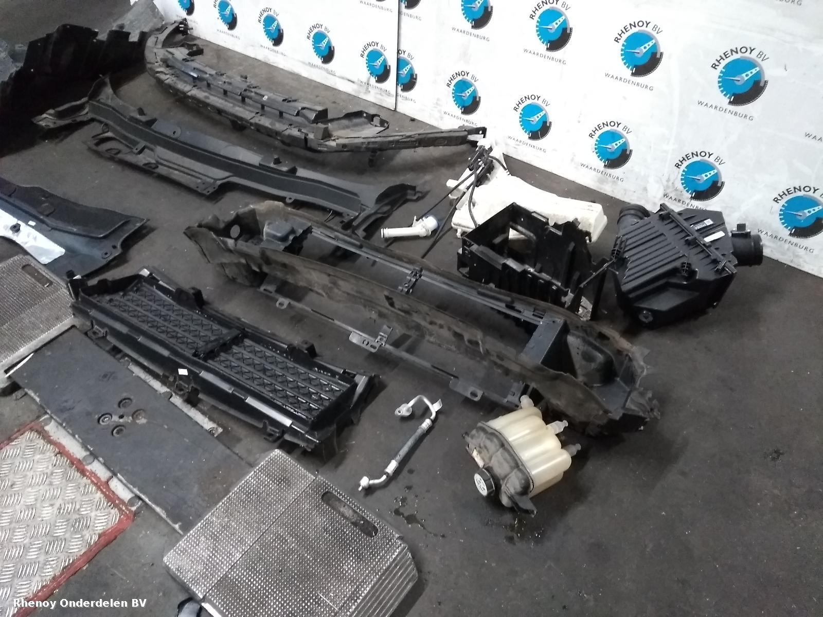 View Auto part VOORKOP COMPLEET LAND ROVER DISCOVERY SPORT 2020
